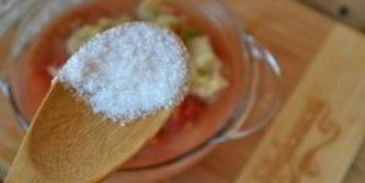 аджика с хреном и помидорами на зиму