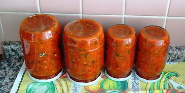 ароматная аджика со сливами и травами