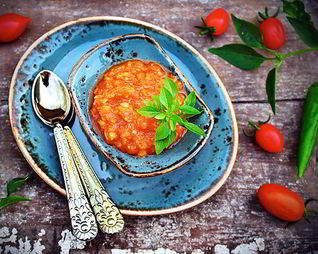 Острая аджика из кабачков