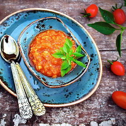 Острая аджика из кабачков