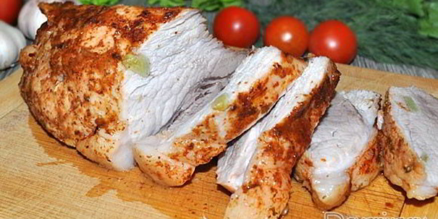 Рецепт свиного окорока с аджикой в духовке