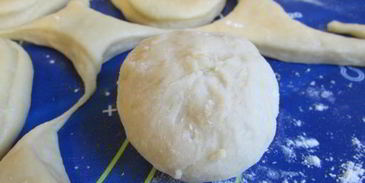 немецкие бухтели с джемом