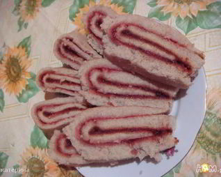 Рулет с джемом