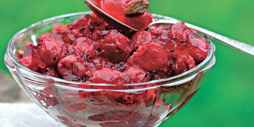 Рецепт вишневого джема с фисташками и коньяком