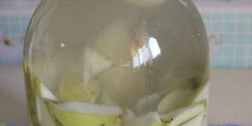 компот из груш с черноплодной рябиной и малабарской корицей на зиму