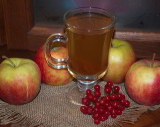 Компот из калины и яблок