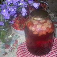 Рецепт Компота из клубники на зиму