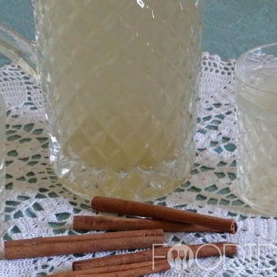 Компот из ревеня и яблок