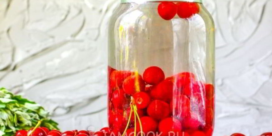 Рецепт компота из вишни с косточками на зиму