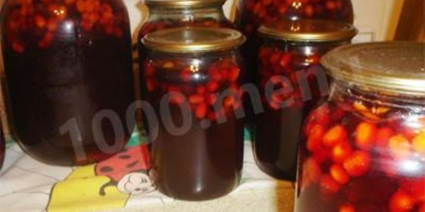 Рецепт компота из яблок и черноплодной рябины на зиму