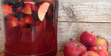 компот из яблок и черноплодной рябины