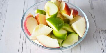 компот из яблок и клюквы