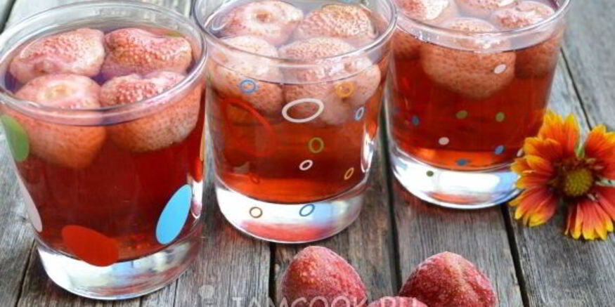 Рецепт компота из замороженной клубники