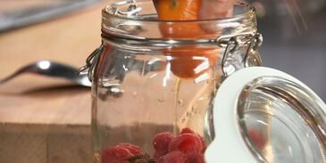 компот из земляники и малины