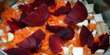 капуста, маринованная по-корейски со свеклой