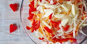 маринованная капуста с перцем