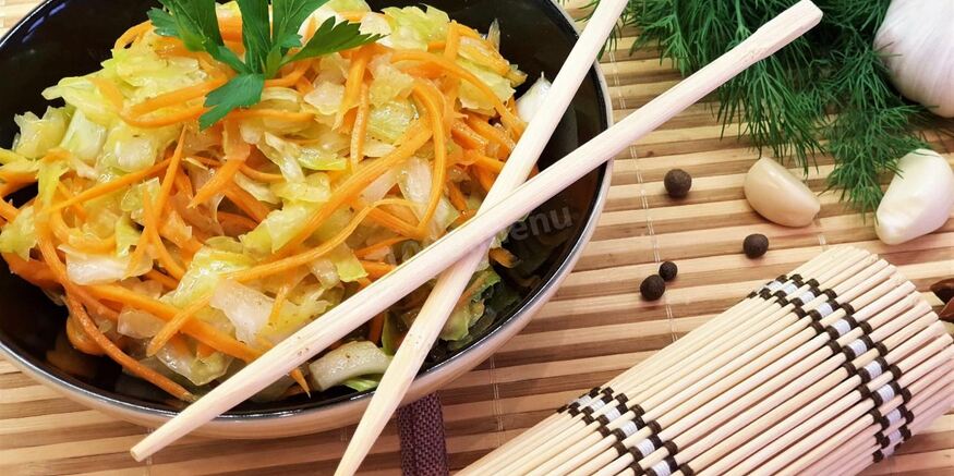 Рецепт маринованной капустки с пряностями по-корейски