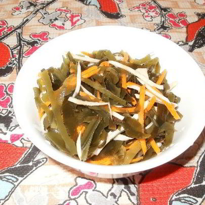 Маринованная морская капуста
