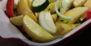 маринованный картофель с овощами