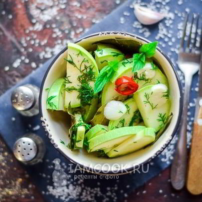 Острые маринованные кабачки