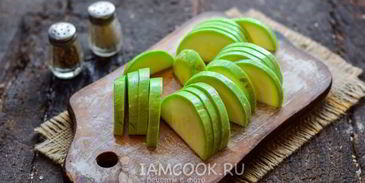 острые маринованные кабачки