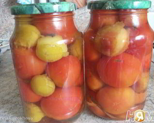 Помидоры маринованные со сливой