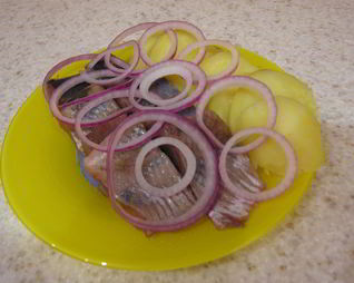 Домашняя малосольная сельдь