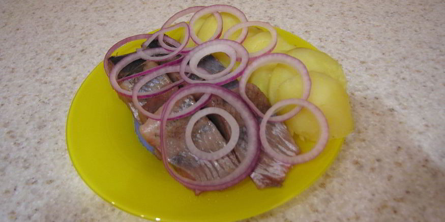 Рецепт домашней малосольной сельди