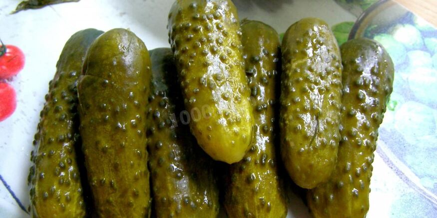 Рецепт малосольных огурцов быстрой засолки