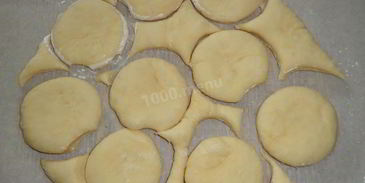 булочки с вареньем дрожжевые