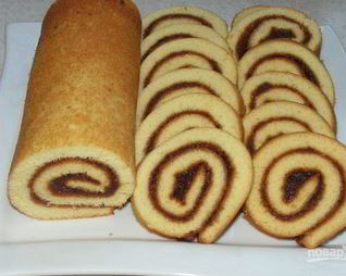 Рулет с вареньем