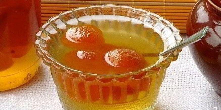 Рецепт варенья из абрикосов с косточками