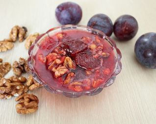 Варенье из слив с грецкими орехами по-грузински