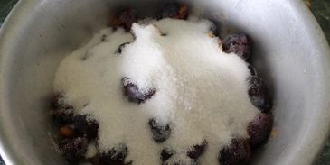 варенье из слив с грецкими орехами по-грузински