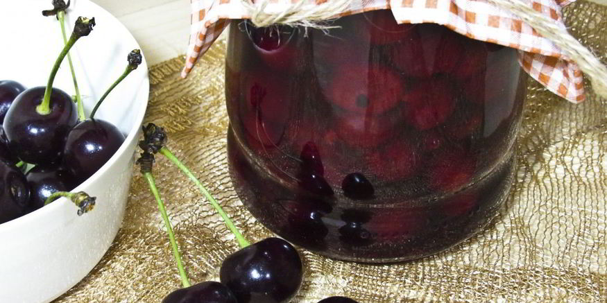 Рецепт вишни в собственном соку на зиму