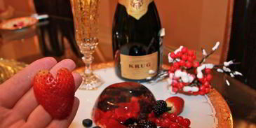 ягоды в желе из шампанского