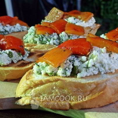 Брускетта-гриль с запеченным перцем