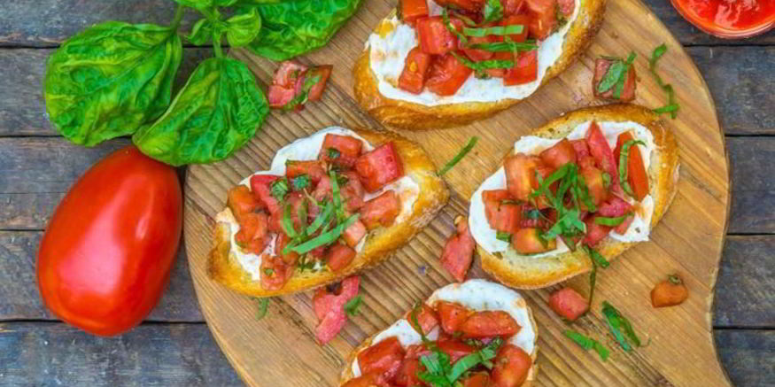 Рецепт брускетты с базиликом