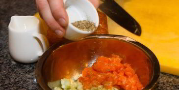 брускетта с лососем и сливочным сыром