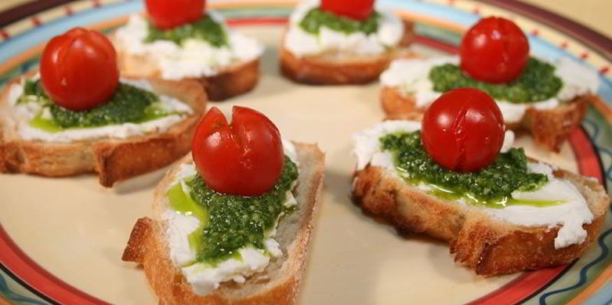 Рецепт брускетты с песто