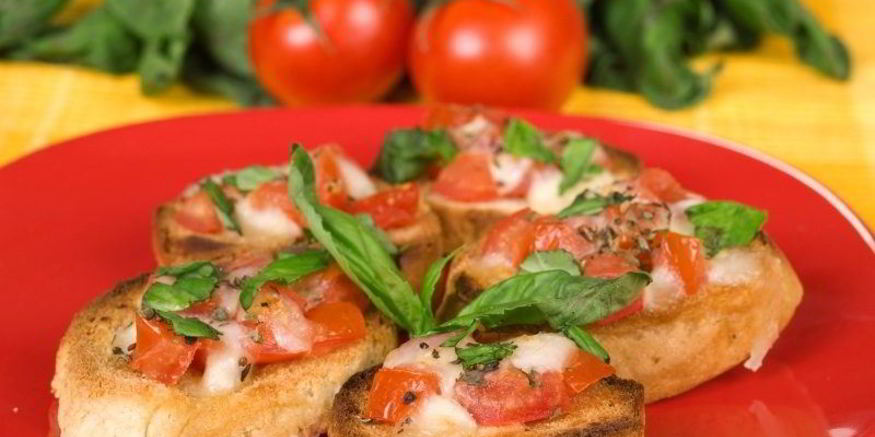 Рецепт брускетты с сырома