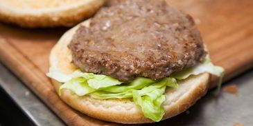 бургер с двумя котлетами