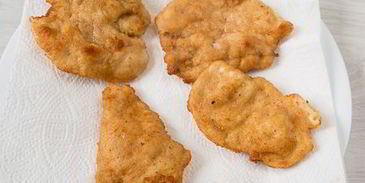 бургер с куриным филе и беконом