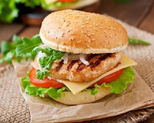 Бургер с сыром и курицей