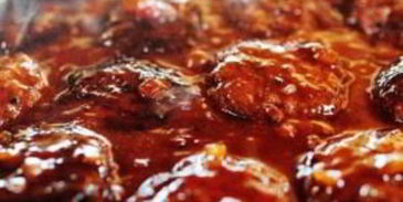 бургеры с мясом, виски и халапеньо