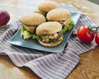 Домашние бургеры с котлетой