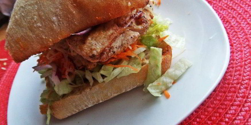 Рецепт двойного чикена-бургера на ржаной чиабатте