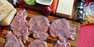 двойной чикен-бургер на ржаной чиабатте