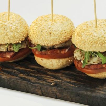 Гамбургер с картофельной котлетой