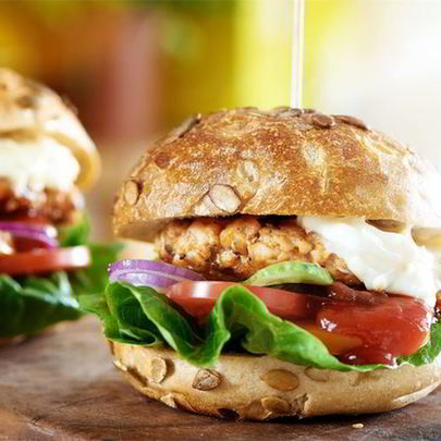 Гамбургер с лососем